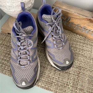 Women’s very nice gray and Purple Athletic Shoes.